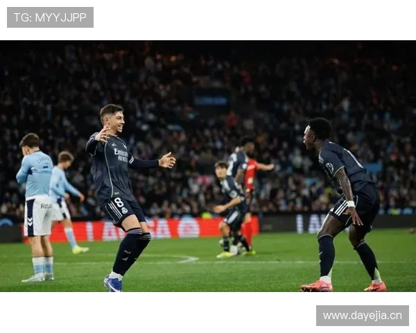 皇马中场断层与进攻重构双重影响下,球队控制力危机逐步显现 皇马中场断层与进攻重构双重影响下,球队控制力危机逐步显现