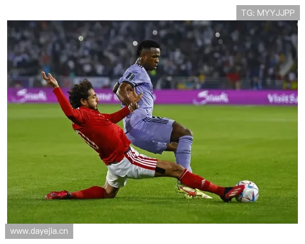 维尼修斯踢球太独？战术角色与进攻参与度分析