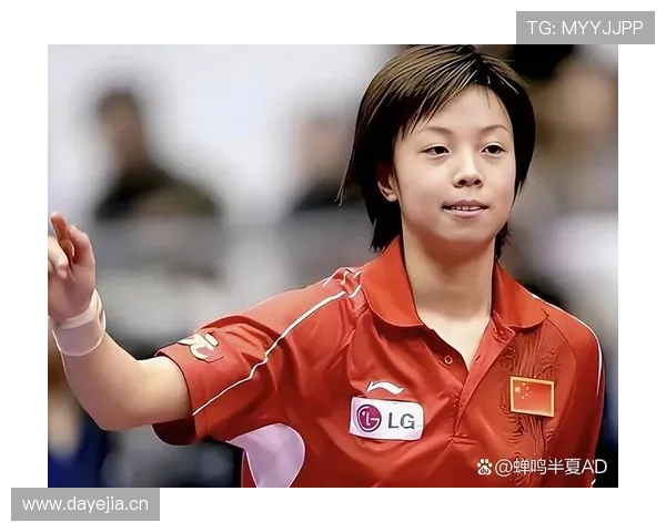 张怡宁居然把冠军奖杯当做家里摆件，普通人想都不敢想啊！